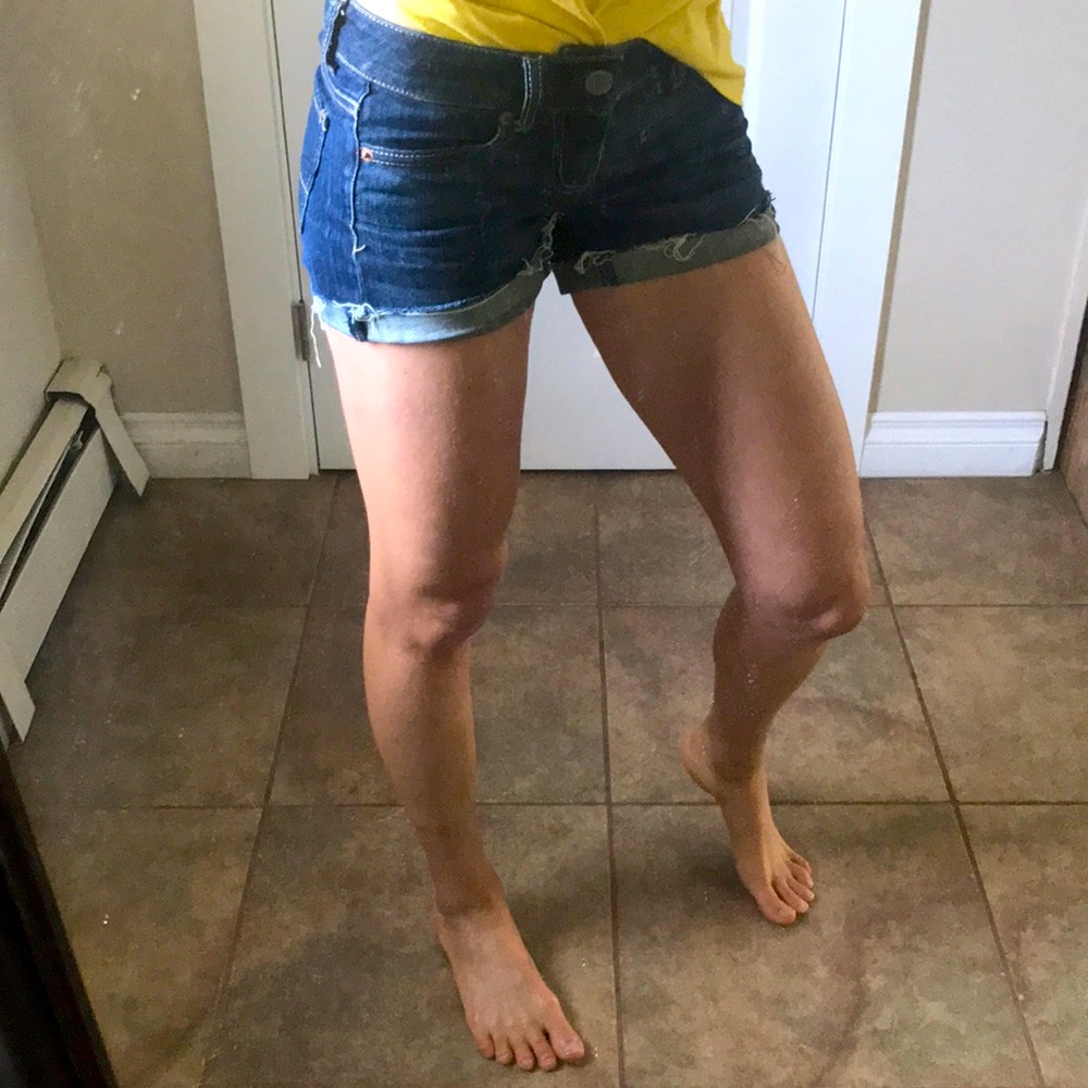 American Eagle stretch short shorts